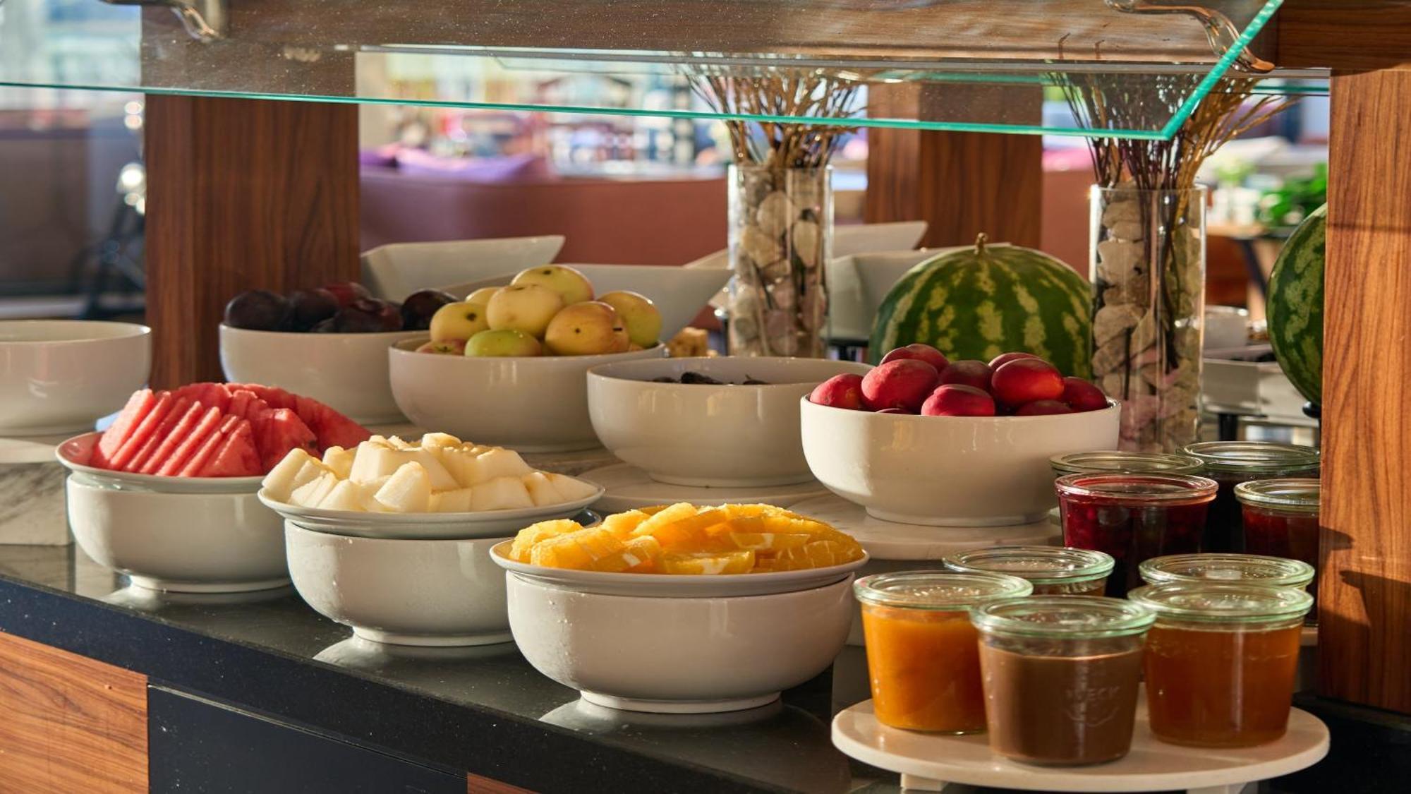 Holiday Inn Tashkent City By Ihg Eksteriør billede