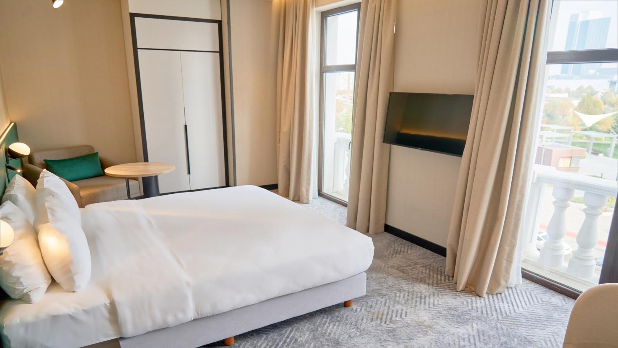 Holiday Inn Tashkent City By Ihg Eksteriør billede